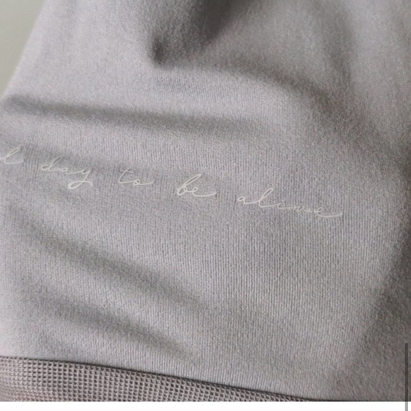 Gymshark x Whitney Simmons Long Sleeve Crop Top Large - Picture 2 of 7